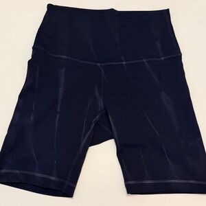 LULULEMON HIGH-RISE 8” BIKE Shorts NEVER WORN SIZE 4